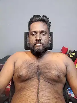 Snapshot of Rayansmith_ chatting on September 17, 2025, 2:41 pm Rayansmith  online show from September 17, 2025, 2:41 pm