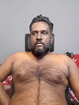 Snapshot of Rayansmith_ chatting on September 21, 2025, 2:40 pm Rayansmith  online show from September 21, 2025, 2:40 pm