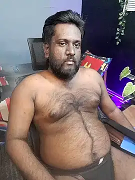 Snapshot of Rayansmith_ chatting on October 6, 2025, 2:25 pm Rayansmith  online show from October 6, 2025, 2:25 pm