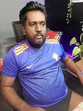 Snapshot of Rayansmith_ chatting on October 7, 2025, 9:01 pm Rayansmith  online show from October 7, 2025, 9:01 pm