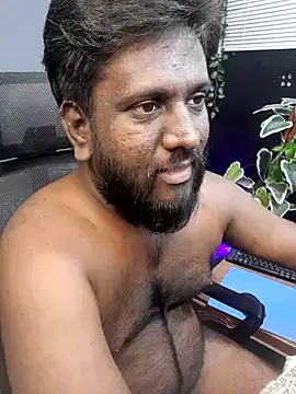 Snapshot of Rayansmith_ chatting on October 12, 2025, 11:09 am Rayansmith  online show from October 12, 2025, 11:09 am