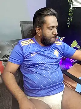 Snapshot of Rayansmith_ chatting on October 16, 2025, 9:16 pm Rayansmith  online show from October 16, 2025, 9:16 pm