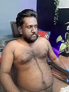 Snapshot of Rayansmith_ chatting on October 19, 2025, 10:49 am Rayansmith  online show from October 19, 2025, 10:49 am