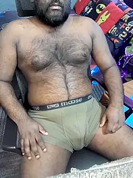 Rayansmith  online show from December 20, 2025, 12:01 pm