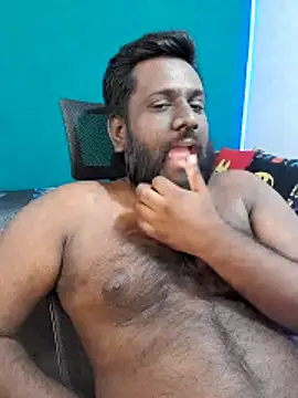 Rayansmith  online show from March 25, 2026, 12:38 am