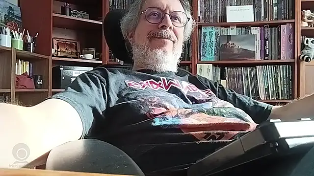 Mandra is a whore online show from November 10, 2025, 11:09 am