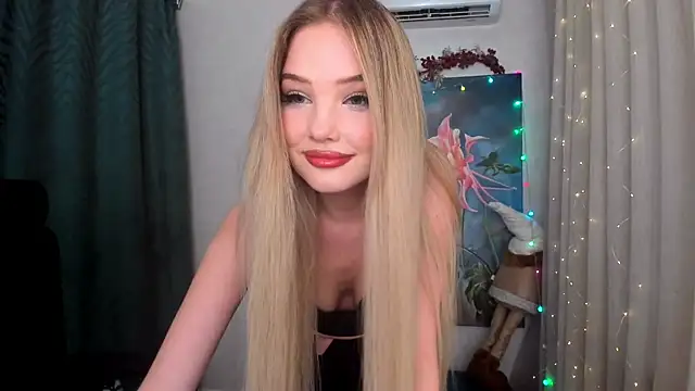 FloweryLove 1 online show from December 16, 2024, 1:53 am