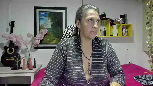 Snapshot of merlyna_goldens chatting on January 30, 2025, 3:11 am merlyna goldens online show from January 30, 2025, 3:11 am
