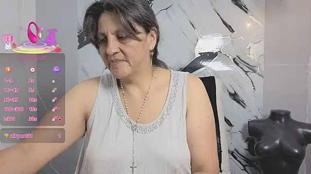 Snapshot of merlyna_goldens chatting on September 10, 2025, 11:38 pm merlyna goldens online show from September 10, 2025, 11:38 pm