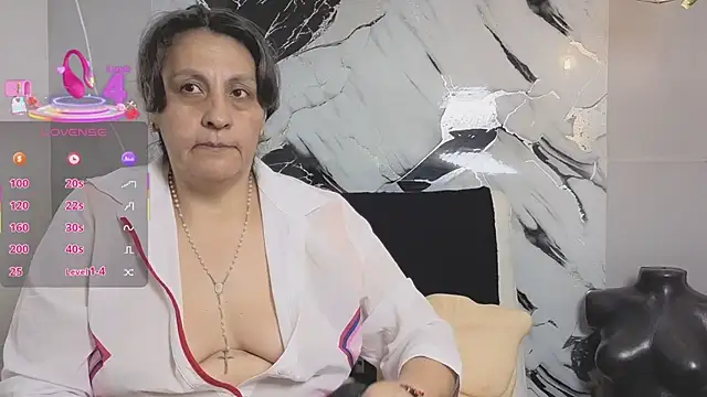 Snapshot of merlyna_goldens chatting on October 7, 2025, 11:13 pm merlyna goldens online show from October 7, 2025, 11:13 pm