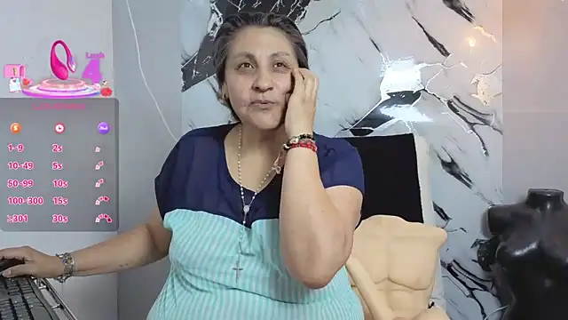 Snapshot of merlyna_goldens chatting on October 8, 2025, 11:24 pm merlyna goldens online show from October 8, 2025, 11:24 pm