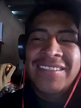 davidatration15 online show from September 24, 2025, 6:33 pm