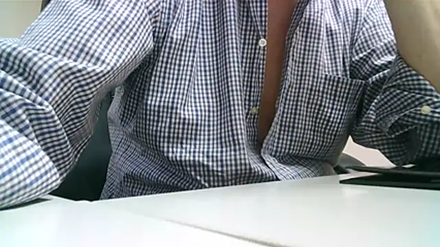 Gregcam online show from June 17, 2026, 10:17 am