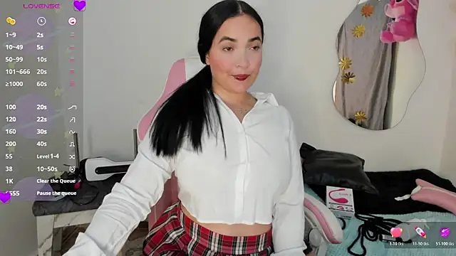 Snapshot of valery_smitd chatting on April 11, 2026, 5:45 am valery smitd online show from April 11, 2026, 5:45 am