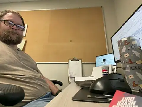 Bigbi6foot5 online show from February 25, 2026, 7:45 pm