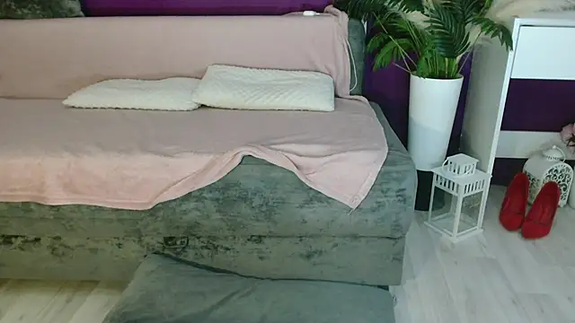 Snapshot of Imcarrieberry chatting on September 22, 2025, 2:52 pm Imcarrieberry online show from September 22, 2025, 2:52 pm