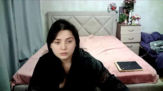 Snapshot of juliettkalen chatting on December 11, 2024, 10:47 am juliettkalen online show from December 11, 2024, 10:47 am