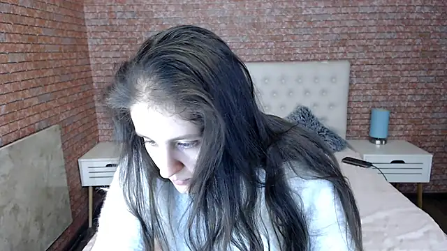 Snapshot of Holliy_Cooper chatting on December 27, 2024, 2:01 pm Holliy Cooper online show from December 27, 2024, 2:01 pm