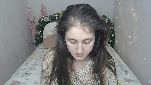 Snapshot of Holliy_Cooper chatting on January 7, 2025, 8:42 pm Holliy Cooper online show from January 7, 2025, 8:42 pm