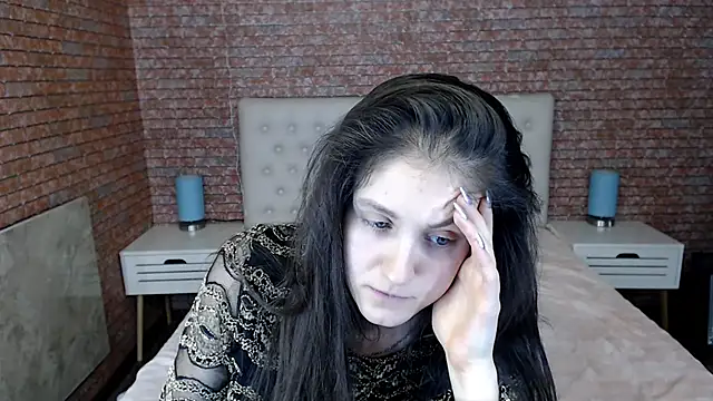 Snapshot of Holliy_Cooper chatting on January 28, 2025, 1:27 pm Holliy Cooper online show from January 28, 2025, 1:27 pm