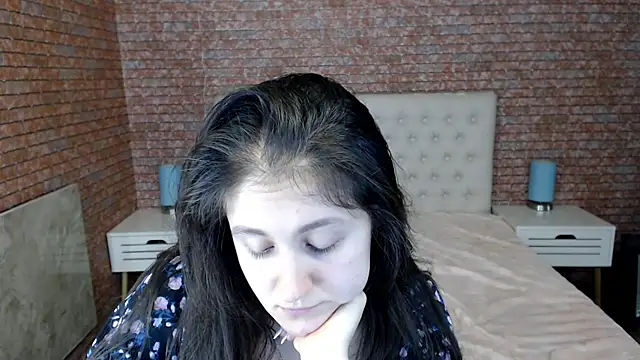 Snapshot of Holliy_Cooper chatting on January 30, 2025, 12:37 pm Holliy Cooper online show from January 30, 2025, 12:37 pm