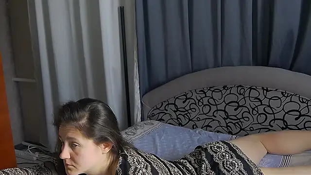 Snapshot of Holliy_Cooper chatting on February 25, 2025, 10:04 am Holliy Cooper online show from February 25, 2025, 10:04 am