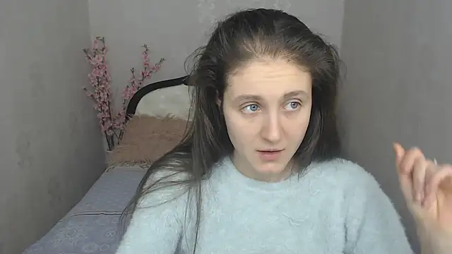 Snapshot of Holliy_Cooper chatting on February 27, 2025, 9:54 am Holliy Cooper online show from February 27, 2025, 9:54 am