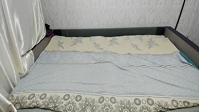 Snapshot of Holliy_Cooper chatting on February 28, 2025, 9:01 pm Holliy Cooper online show from February 28, 2025, 9:01 pm