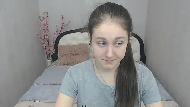 Snapshot of Holliy_Cooper chatting on March 6, 2025, 9:36 am Holliy Cooper online show from March 6, 2025, 9:36 am