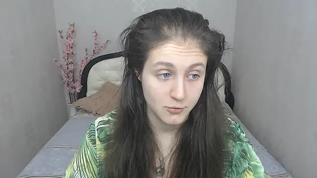 Snapshot of Holliy_Cooper chatting on March 13, 2025, 7:53 am Holliy Cooper online show from March 13, 2025, 7:53 am