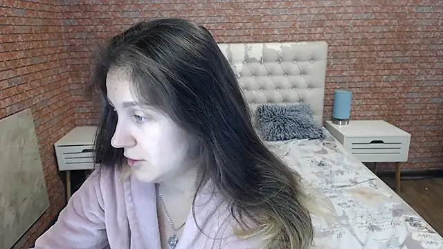 Snapshot of Holliy_Cooper chatting on September 24, 2025, 7:55 am Holliy Cooper online show from September 24, 2025, 7:55 am