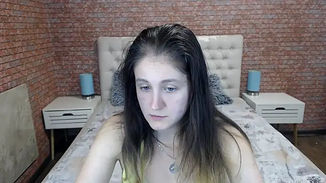 Snapshot of Holliy_Cooper chatting on September 27, 2025, 11:37 am Holliy Cooper online show from September 27, 2025, 11:37 am