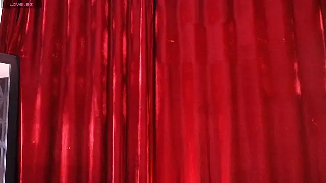 Snapshot of alix_bay chatting on March 23, 2026, 3:43 am alix bay online show from March 23, 2026, 3:43 am