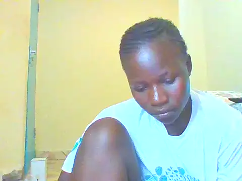 prettychic5 online show from March 12, 2026, 9:37 am