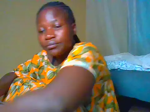 Snapshot of prettychic5 chatting on April 23, 2026, 3:14 pm prettychic5 online show from April 23, 2026, 3:14 pm
