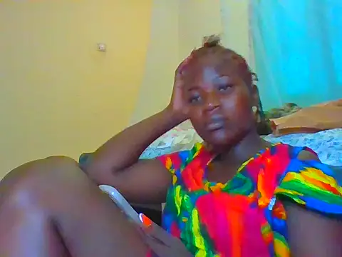 Snapshot of prettychic5 chatting on May 9, 2026, 12:32 pm prettychic5 online show from May 9, 2026, 12:32 pm