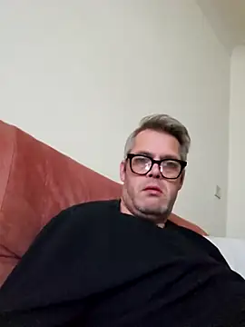 Snapshot of adriaan1975 chatting on October 1, 2025, 7:58 am adriaan1975 online show from October 1, 2025, 7:58 am