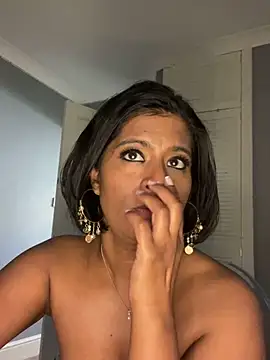 RoseMelanie online show from March 18, 2025, 8:47 am