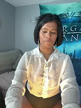 RoseMelanie online show from April 23, 2026, 7:30 am