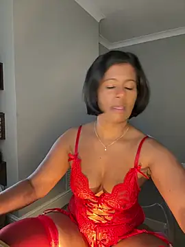 RoseMelanie online show from April 28, 2026, 7:02 am