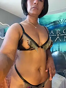 RoseMelanie online show from May 4, 2026, 6:09 am