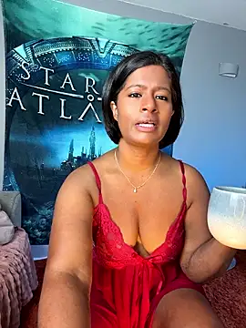 RoseMelanie online show from July 4, 2026, 6:41 am