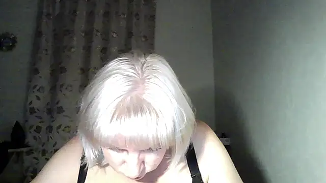 Snapshot of MeilomaWesa chatting on September 29, 2025, 7:30 pm MeilomaWesa online show from September 29, 2025, 7:30 pm