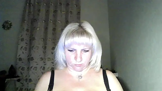 Snapshot of MeilomaWesa chatting on October 28, 2025, 2:31 pm MeilomaWesa online show from October 28, 2025, 2:31 pm