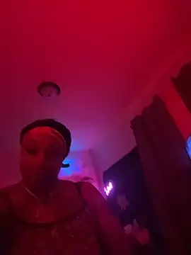 immona online show from October 30, 2025, 8:16 am