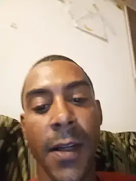 Snapshot of RoludoDF chatting on June 11, 2026, 2:53 am RoludoDF online show from June 11, 2026, 2:53 am