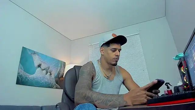 Snapshot of vincen_jose chatting on October 23, 2025, 1:27 am vincen jose online show from October 23, 2025, 1:27 am