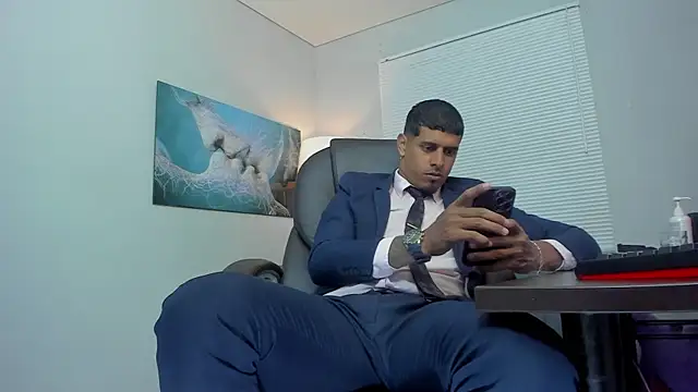 vincen jose online show from November 28, 2025, 2:58 am