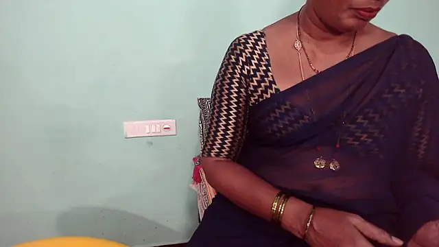 Snapshot of shrutitelugu69 chatting on April 30, 2026, 4:57 pm shrutitelugu69 online show from April 30, 2026, 4:57 pm