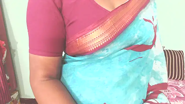 Snapshot of shrutitelugu69 chatting on July 19, 2026, 3:38 pm shrutitelugu69 online show from July 19, 2026, 3:38 pm